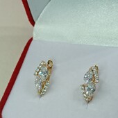 Нежные серьги с россыпью фианитов. Позолота 585 пробы 18К.