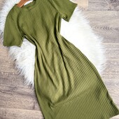 Стильна базова облягаюча сукня , XS