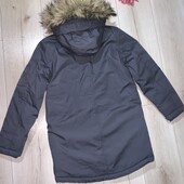 В ідеальному стані ,куртка парка на 9-10років.