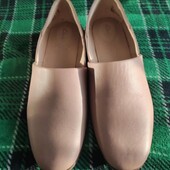 жіночі шкіряні лофери Clarks Pure Tone