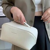 !!!!!Косметичка цвет случайный( читать лот)