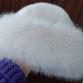 Знижка до НР! Шикарні теплі хутряні шапка-шапочки-високоякісне еко хутро!Колір-білий!