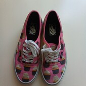 Розпродаж!!! Брендовые вансы в отличном состоянии р.38-38,5 на ножку 24,5-25см.