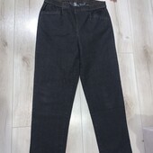 Відмінний стан,джинси прямі на резинці ,розмір 50-52.