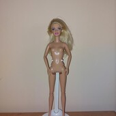 Крута шарнірна барбі. стан нової.