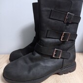 Дуже якісні шкіряні сапоги, розмір 42, устілка 27.5 -28 см, не менше. Унісекс.