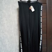 Оригинал! Новые брендовые спортивные брюки Reebok вольного покроя р.XXL(20-24).