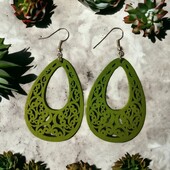 Зелена дерев'яна сльозинка