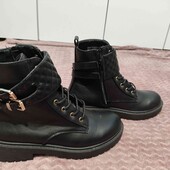 жіночі демісезон чоботи розмір 39 по стелькі 24 см 