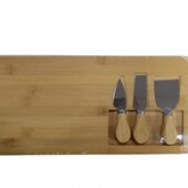 В лоте только ножи для нарізки та подачі сиру