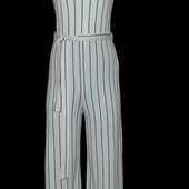 Симпатичный брендовый комбинезон