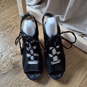 Прекрасні босоніжки на платформі❤️