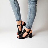 Розпродаж Босоніжки з перфорацією чорні