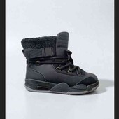 Ботиночки огонь!Качество супер, очень тёплые. Размер 38,идут на 37 размер.Описание,замеры.