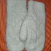 Дуже гарні рукавички ручної роботи