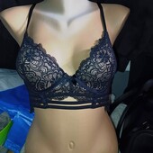 Дуже гарний мереживний бюстгальтер