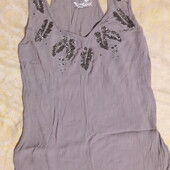 Розпродаж! Красива майка з вишивкою
