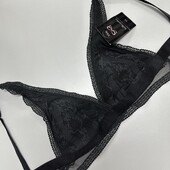 900. Бралет мереживний XS