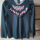 Блуза вишиванка. Стильна гарна річ.Фірма.