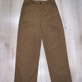 У новому стані.Штанці вільветові розмір М.