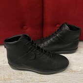 Ecco,оригінал,із натуральноі шкіри,розмір 43,устілка 28,5