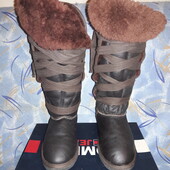 Кожаные сапожки.р.р.38.стелька 24 см.в отличном состоянии.Оригинал!