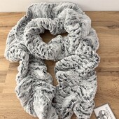 М"якенький плюшевий шарф