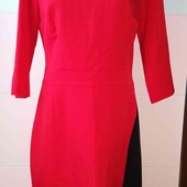 Гарна сукня.