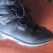 Трекинговые кросовки, черевики, ботинки LOWA, розмір 39,5 встєлька 25 см, гарний стан
