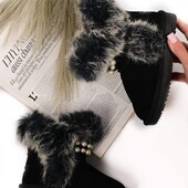 Шыкарные натуральные угги с опушкой для маленьких модниц 27,30 р..Готовимся к холодам!!!!