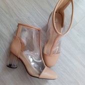 Розпродаж!!! Фирменные новые красивые полусапожки с силиконовыми вставками р.39