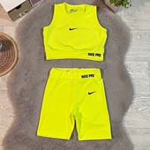 Зручний спортивний костюм для тренувань відмінний стан