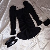 Трендова чорна сукня на довгий рукав