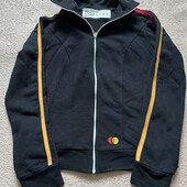 Спортивная кофта