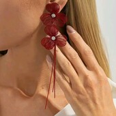 Сережки червоні, бордові пелюстки, квіти, з китицями
