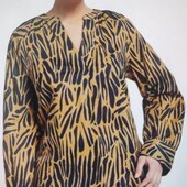 Блуза в анімалістичний прінт