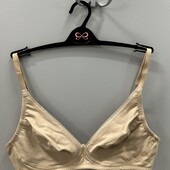 104. Бюстгальтер без кісточок 75А