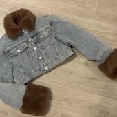 Стильна тепла джинсовка з хутром автоледі у відмінному стані
