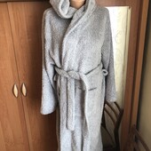 Дуже теплий халат, як шуба, мягусенький, довгий, M. в ідеалі