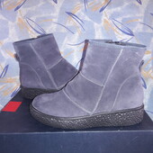 Кожаные ботинки.р.р.35.стелька 22.5 см.Новые!