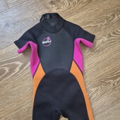 Гідрокостюм, 3-4р,відмінний стан!