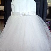 Святкова сукня