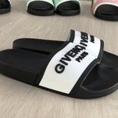 Резинові шльопанці! Дуже класні та надійні!