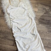 Стильна облягаюча сукня з брителями ланцюжками, S