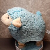 Плюшева овечка.