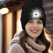 Подвійна практична та сучасна шапка з вбудованим LED-ліхтариком є, унісекс