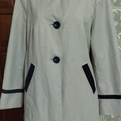 Короткий легкий плащ ветровка