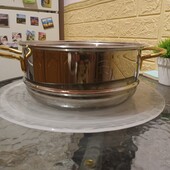 Каструля з друшляком і тарілка скляна фруктовниця