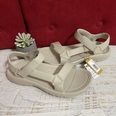 Teva,оригінал,із резини,розмір 43,устілка 28,7