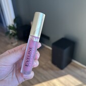 Блиск для губ Eveline дуже красивого кольору)